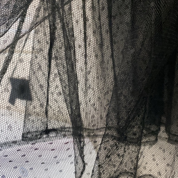 Zara sheer embroidered top - Picture 5 of 5